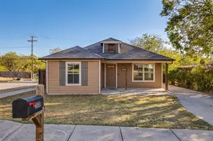 2836 Burchill Rd S, Fort Worth, TX 76105 - Photo 1