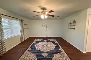 308 E 8th St, Kemp, TX 75143 - Photo 4