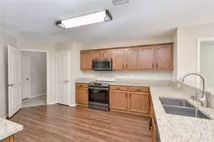 2012 Kings Forest Dr, Heartland, TX 75126 - Photo 8