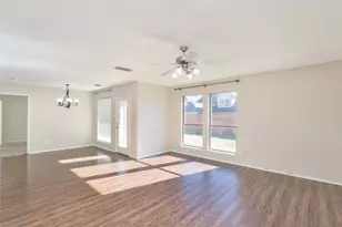 2012 Kings Forest Dr, Heartland, TX 75126 - Photo 8