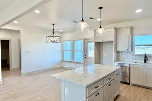 1009 Sabrina Ct, Weatherford, TX 76085 - Photo 6