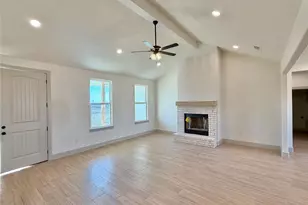 1009 Sabrina Ct, Weatherford, TX 76085 - Photo 12