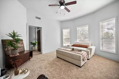 216 W Willingham Street, Cleburne, TX 76033 - Photo 16