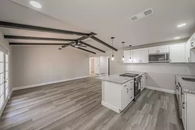 1006 N Ector Drive, Euless, TX 76039 - Photo 12