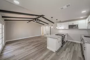 1006 N Ector Dr, Euless, TX 76039 - Photo 12