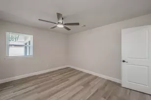 1006 N Ector Dr, Euless, TX 76039 - Photo 20