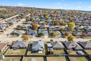 1410 Embercrest Dr, Midlothian, TX 76065 - Photo 22