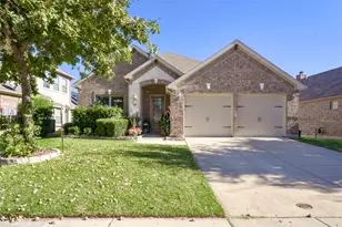625 Kinghaven Dr, Little Elm, TX 75068 - Photo 1