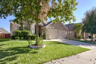 625 Kinghaven Dr, Little Elm, TX 75068 - Photo 2