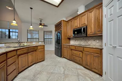 5520 White Settlement Road, Weatherford, TX 76087 - Photo 20