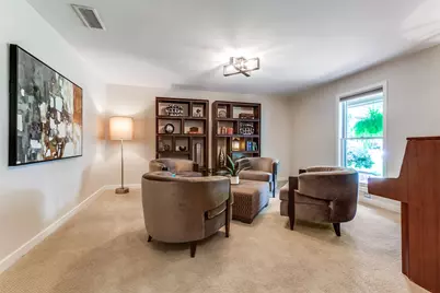 237 Woodcrest Drive, Richardson, TX 75080 - Photo 4