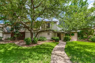 237 Woodcrest Dr, Richardson, TX 75080 - Photo 1