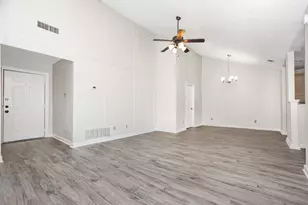 2212 Heritage Cir, Carrollton, TX 75006 - Photo 8