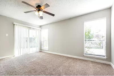 2212 Heritage Circle, Carrollton, TX 75006 - Photo 32