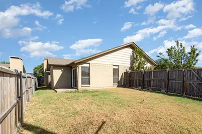 2212 Heritage Circle, Carrollton, TX 75006 - Photo 20
