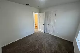 13229 Valley Forge Cir, Balch Springs, TX 75180 - Photo 22