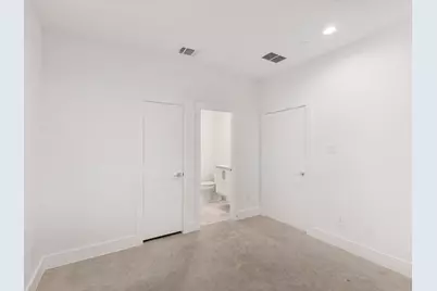 1771 McCoy Street #305, Dallas, TX 75204 - Photo 12