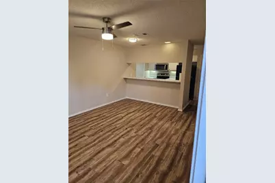 1719 Crest Grove Drive, Arlington, TX 76012 - Photo 4