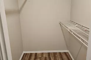 1719 Crest Grove Dr, Arlington, TX 76012 - Photo 8