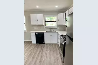 768 Pine Street, Hurst, TX 76053 - Photo 4