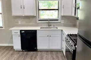 768 Pine St, Hurst, TX 76053 - Photo 4