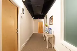 910 Houston St, Fort Worth, TX 76102 - Photo 8