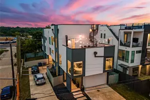 1002 Mobile St, Dallas, TX 75208 - Photo 2