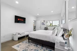 1002 Mobile St, Dallas, TX 75208 - Photo 8