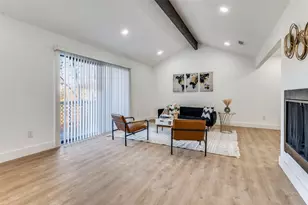 5204 Blue Valley Ct, Fort Worth, TX 76112 - Photo 4