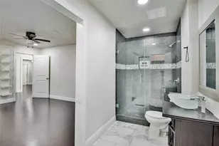 1722 Northbrook Ct, Arlington, TX 76012 - Photo 8