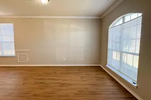 325 Rock Hill Dr, Crowley, TX 76036 - Photo 6