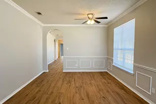 325 Rock Hill Dr, Crowley, TX 76036 - Photo 10