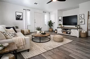 4917 Captains Pl, Garland, TX 75043 - Photo 2