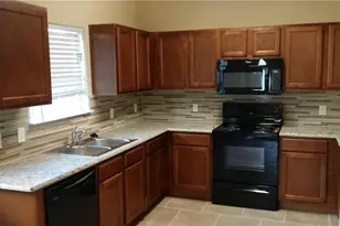 704 E College St, Princeton, TX 75407 - Photo 4