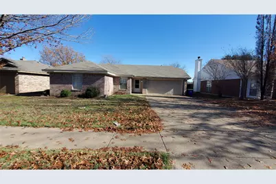 6824 Lyndale Drive, Watauga, TX 76148 - Photo 2