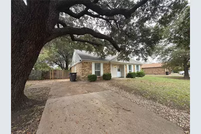 7016 Sunnybank Drive, Fort Worth, TX 76137 - Photo 4