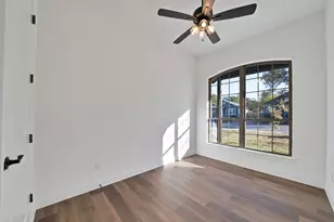 1023 E Allen Ave, Fort Worth, TX 76104 - Photo 30