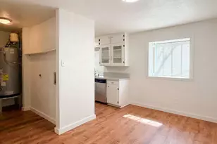 604 Mesquite Ave, Crowley, TX 76036 - Photo 8