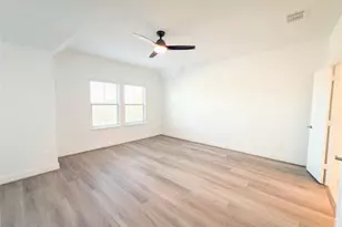 114 Settlers Wy, Euless, TX 76040 - Photo 18