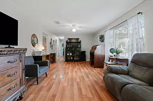 707 N Walnut St, Weatherford, TX 76086 - Photo 6