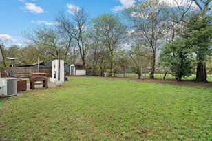 707 N Walnut St, Weatherford, TX 76086 - Photo 24