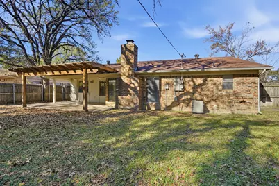 3906 Cedarwood Court, Arlington, TX 76017 - Photo 26