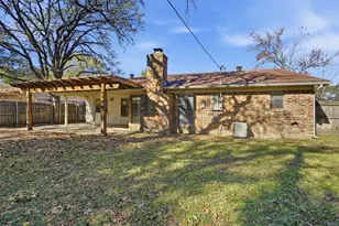 3906 Cedarwood Ct, Arlington, TX 76017 - Photo 26