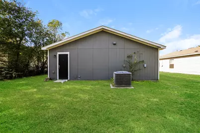 903 Olive Street, Waco, TX 76704 - Photo 20