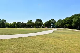 9328 Warren Dr, McKinney, TX 75071 - Photo 32