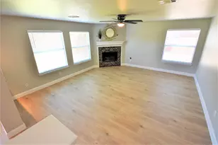 9328 Warren Dr, McKinney, TX 75071 - Photo 8