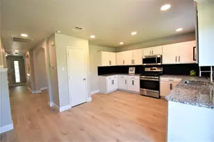 9328 Warren Dr, McKinney, TX 75071 - Photo 6