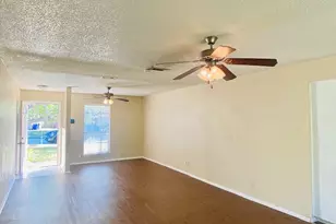 6009 Deborah Ln, Watauga, TX 76148 - Photo 4