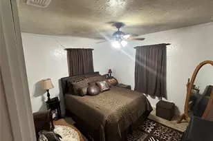 309 Elm St, Whitesboro, TX 76273 - Photo 6