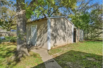 208 W 1st Street, Weatherford, TX 76086 - Photo 20